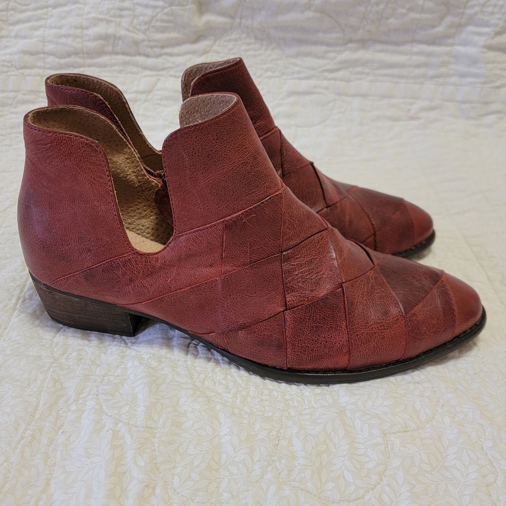 Seychelles Ankle Booties